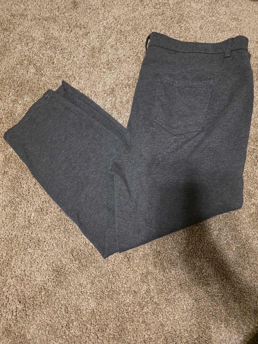 ๐ 3/$15 Gloria Vanderbilt Amanda 18W Straight Leg Stretch Gray Dress Pants - Picture 8 of 11